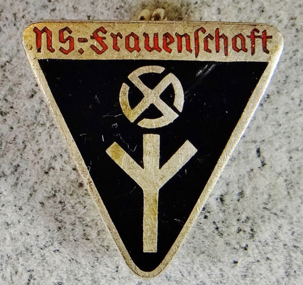 Type III N.S. Frauenschaft Enamel Member's Badge