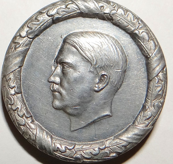 1935/36 WHW Hitler Tinnie
