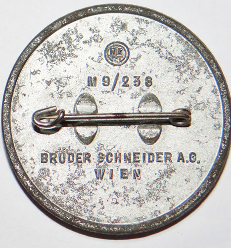 1939 Reichsparteitag Tinnie
