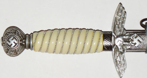 Luftwaffe 2nd Model Dagger by "A.W.jr" Solingen