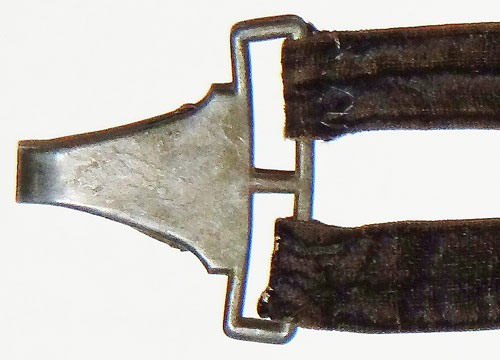 Luftwaffe 2nd Model Dagger HANGERS