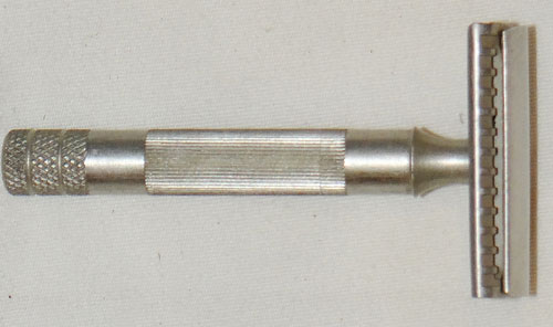 German WW II Razor