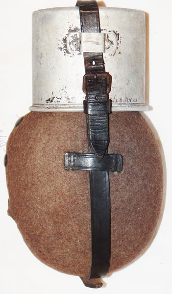 WW II German M31 Canteen WW II German M31 Canteen