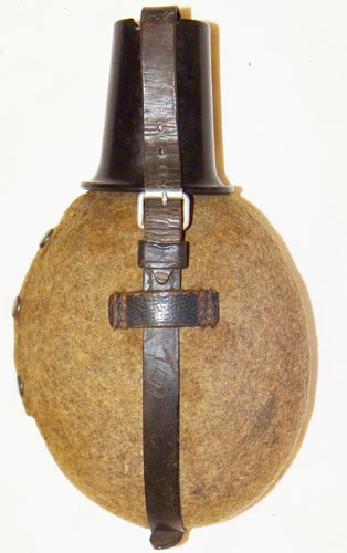 WW II German M31 Canteen