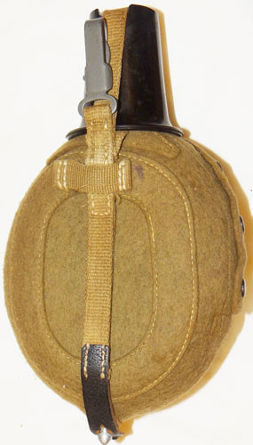 TROPICAL Model German WW II M31 Canteen