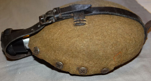 WW II German M31 Canteen