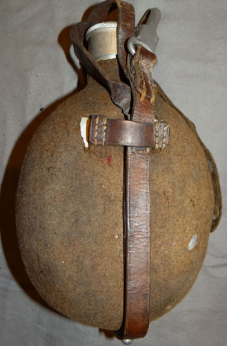 German WW II M31 Canteen