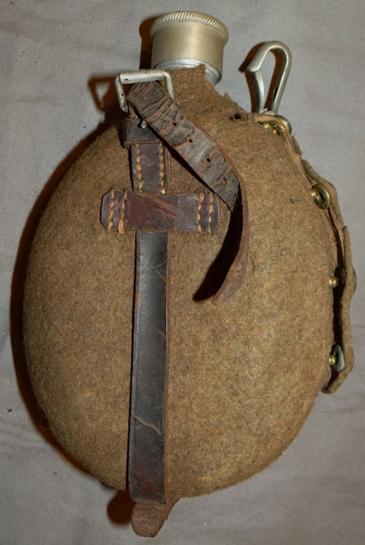 German WW II M31 Canteen