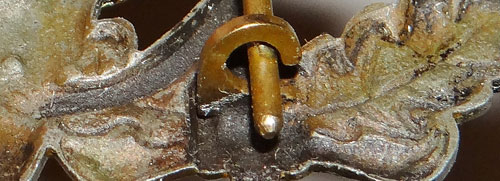 Unmarked BRONZE Infantry Assault Badge