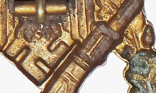 Unmarked BRONZE Infantry Assault Badge