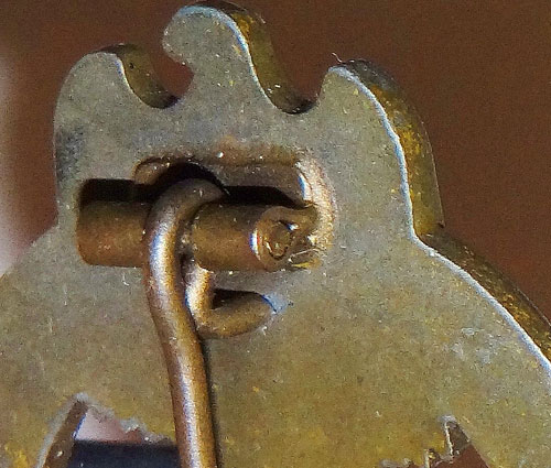 A.G.M.u.K Marked Bronze Close Combat Clasp