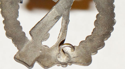 Unmarked SILVER Infantry Assault Badge