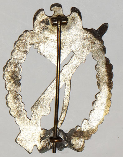 Unmarked SILVER Infantry Assault Badge