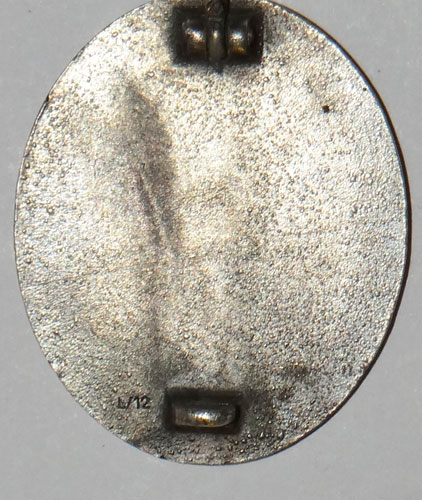 WW II "L/12" Marked SILVER Wound Badge