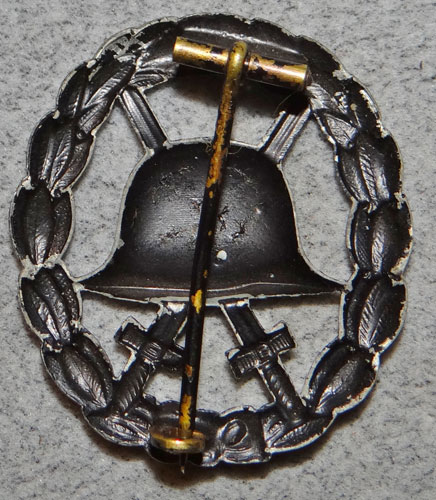 Black Cutout WW I Wound Badge