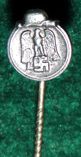 Miniature Russian Front Medal Stick Pin