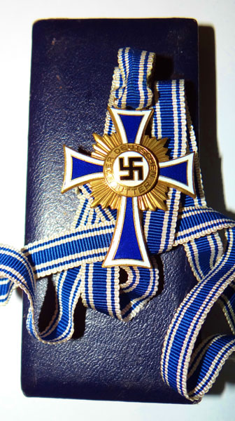CASED Gold Mothers Cross CASED Gold Mothers Cross