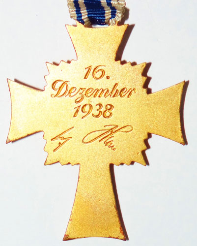 CASED Gold Mothers Cross