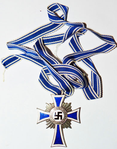 Silver Mothers Cross with Award Packet