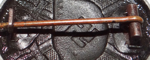 Maker Marked WW II Black Wound Badge