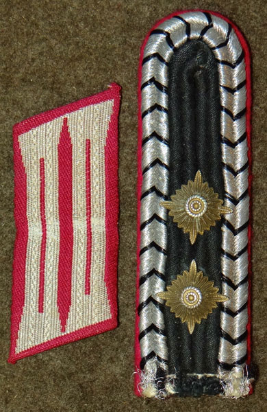 Feuerwehr & Feuerschutzpolizei Collar Tab & Shoulder Board Set Feuerwehr & Feuerschutzpolizei Collar Tab & Shoulder Board Set