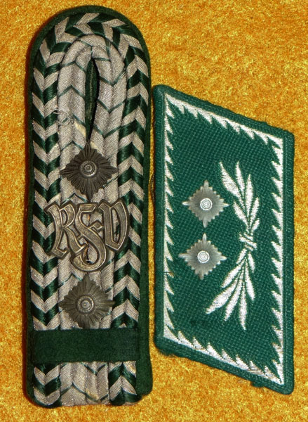 German Customs Official Collar Tab & Shoulder Board Set