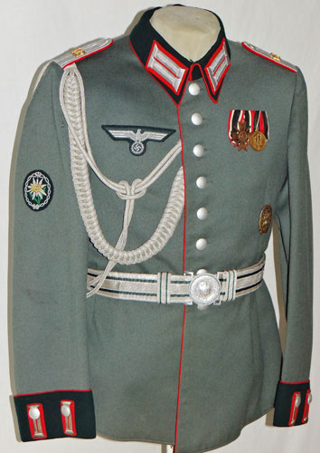 Army 112th Gebirgsjager Artillery Regt. 3rd Gebirsjager Div. Leutnant Dress Waffenrock Tunic
