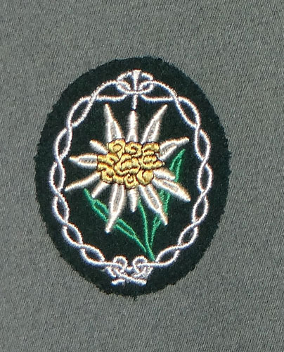 Army 112th Gebirgsjager Artillery Regt. 3rd Gebirsjager Div. Leutnant Dress Waffenrock Tunic