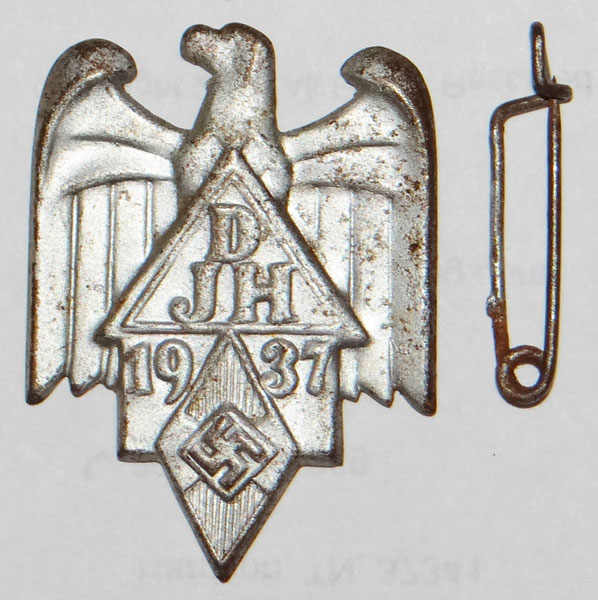 1937 German Youth Hostels Day Badge