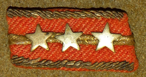 WW II Japanese Captain Collar Tab