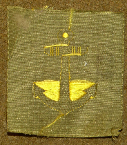 Japanese Navy WW II NCO/EM Cloth Field Cap Insignia