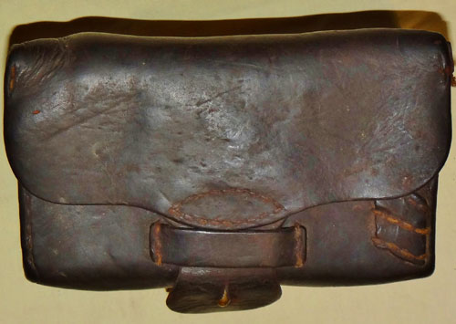 Japanese WW II Army Cavalry Ammunition Pouch with Oiler and Tool