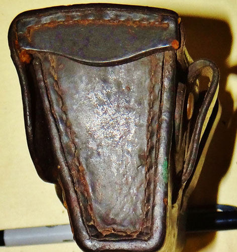 Japanese WW II Army Cavalry Ammunition Pouch with Oiler and Tool