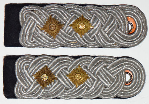 Kriegsmarine "Kapitan zur See/ Kommodore" Shoulder Boards