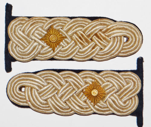 Kriegsmarine "Fregattenkapitan" Shoulder Boards