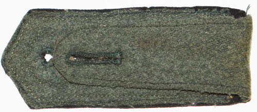 Kriegsmarine Coastal Artillery "Oberfeldwebel" Shoulder Board with Aircraft Warning Career Insignia