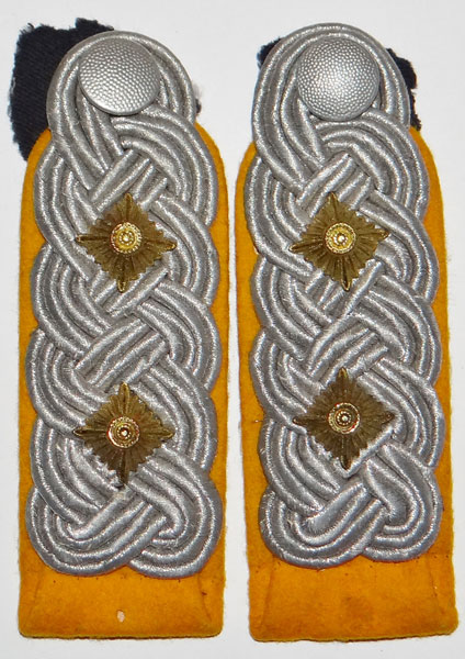 Luftwaffe Oberst of Flight & Paratroops Shoulder Boards