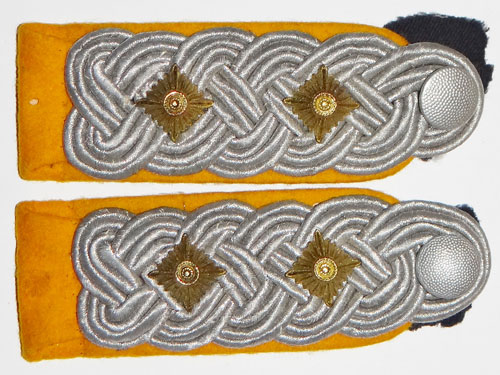 Luftwaffe Oberst of Flight & Paratroops Shoulder Boards