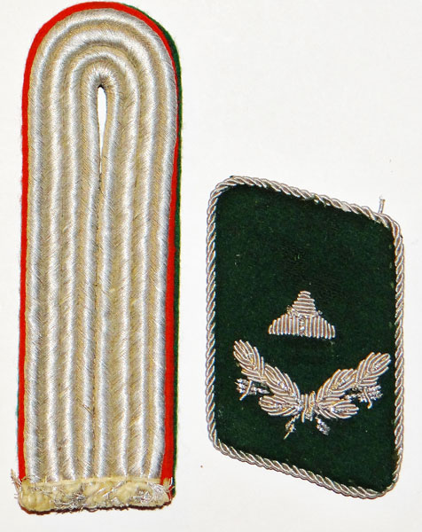 Luftwaffe Officials Leutnant Rank Tab & Shoulder Board SET Luftwaffe Officials Leutnant Rank Tab & Shoulder Board SET