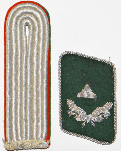 Luftwaffe Officials Leutnant Rank Tab & Shoulder Board SET