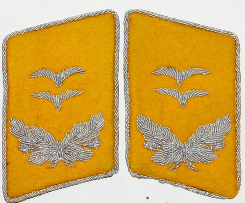 Luftwaffe Oberleutnant of Flight & Para Troops Tabs & Boards SET