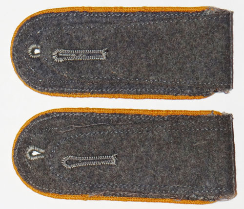 Luftwaffe Feldwebel of SIGNAL Troops Shoulder Boards