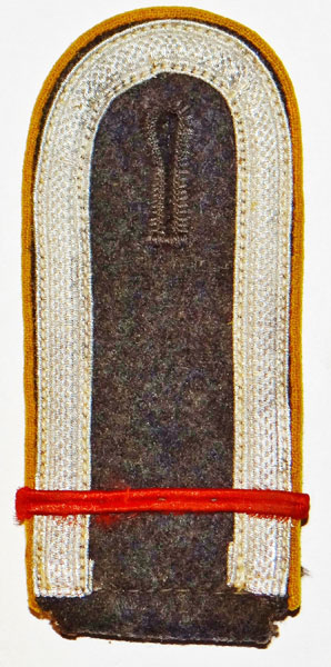 Luftwaffe Feldwebel of Medical Troops Shoulder Board