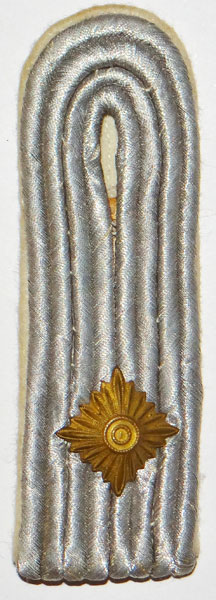 Luftwaffe "Hermann Goring" Troops Oberleutnant Shoulder Board