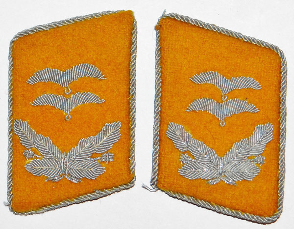 Luftwaffe Oberleutnant of Flight & Para Troops Collar Tabs