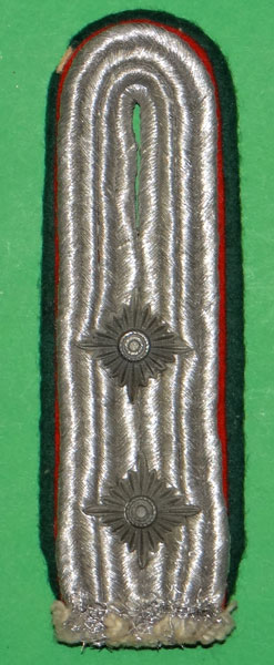 Luftwaffe Hauptmann "Officials" Shoulder Board Luftwaffe Hauptmann "Officials" Shoulder Board
