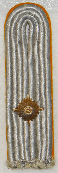 Luftwaffe Oberleutnant of Flight & Paratroops Shoulder Board