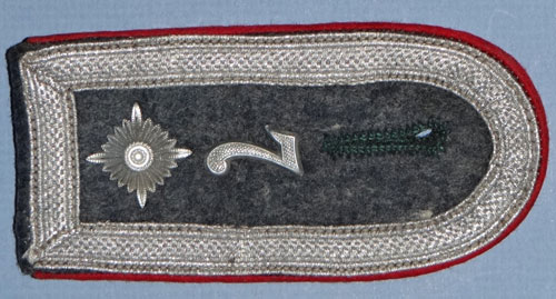 Luftwaffe 7th Flak Regt. Feldwebel Shoulder Board