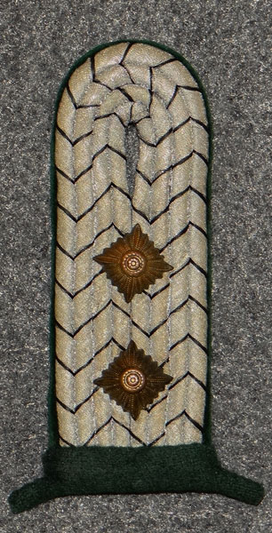RAD Administrative Oberstfeldmeister Shoulder Board