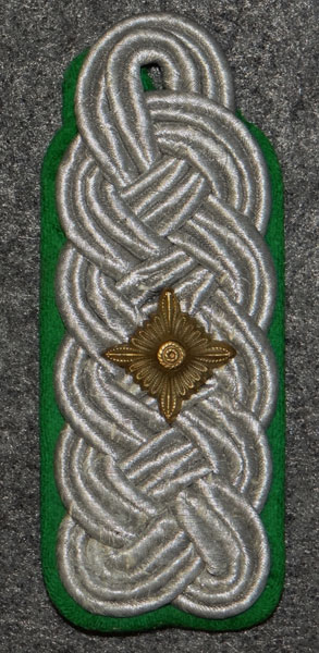 Schutzpolizei Oberstleutnant Shoulder Board